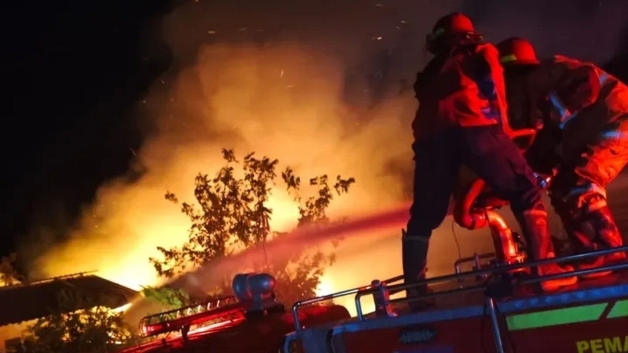 Ditinggal Berdagang, Rumah Hangus Terbakar