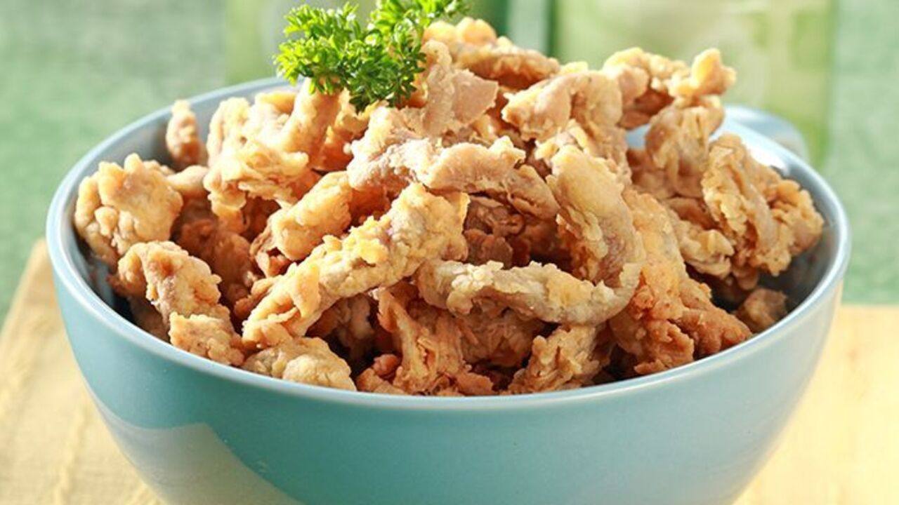Usus Goreng, Camilan Tradisional yang Kian Diminati di Tengah Gempuran Makanan Modern