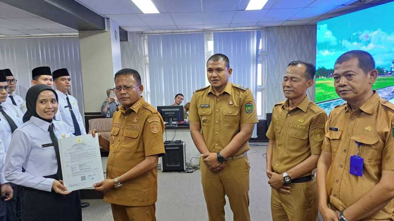 Puluhan Pejabat Pemkot Prabumulih Bakal Dimutasi, H Arlan: yang Dak Galak Begawe Dak Galak Bantu Cak, Siap-Sia