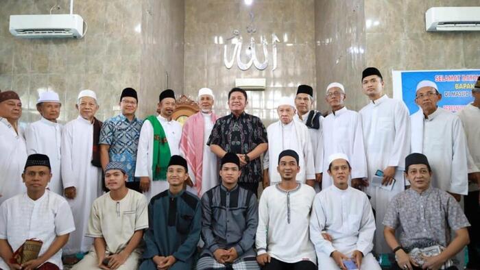 Resmikan Masjid Jami' Al Ikhlas, Herman Deru Minta Pengurus Isi Kegiatan Masjid Dengan Rumah Tahfidz