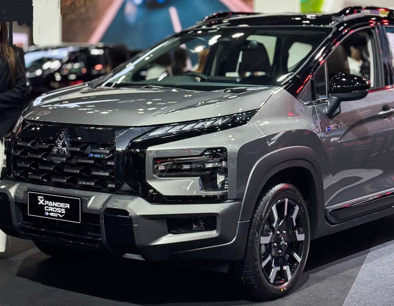 Xpander Cross HEV Facelift Resmi Dirilis, Lampu Monokrom & Aura SUV Bikin Penasaran
