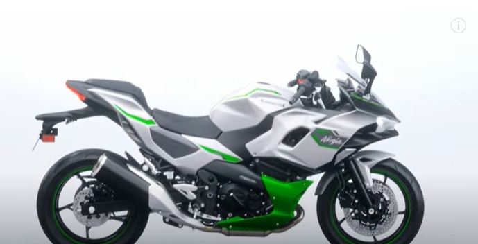 Kawasaki Ninja 7: Inovasi Terkini dengan Mesin Hybrid yang Mencengangkan Ternyata Bisa Jadi Motor Matic