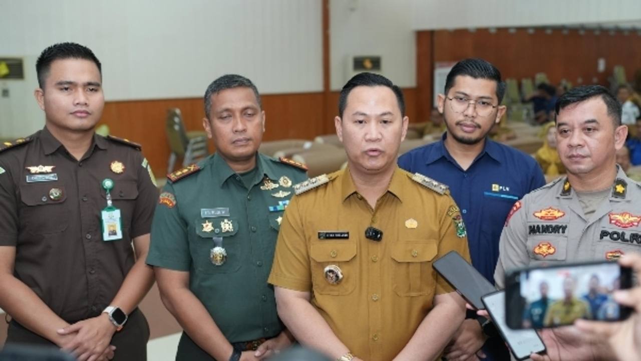 Pemkab Muara Enim Dukung Penuhi Kebutuhan Listrik Keluarga