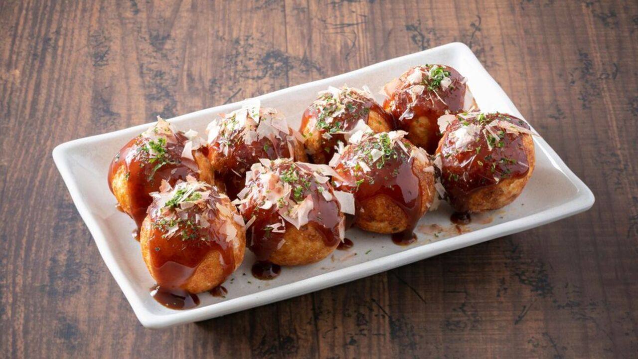 Kelezatan Takoyaki : Kudapan Jepang Yang Mendunia Dan Digemari Di Indonesia