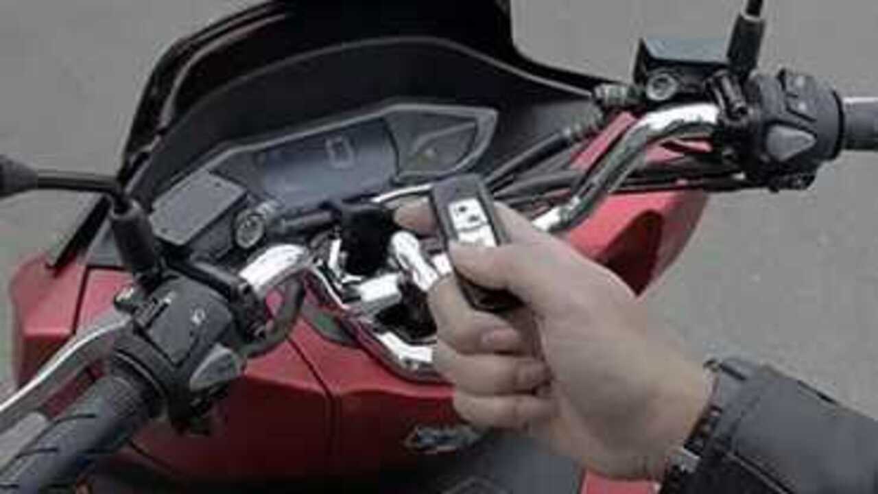 Hindari Menekan Tombol Remote Secara Berlebihan Agar Honda Smart Key System Tetap Awet dan Berfungsi Optimal