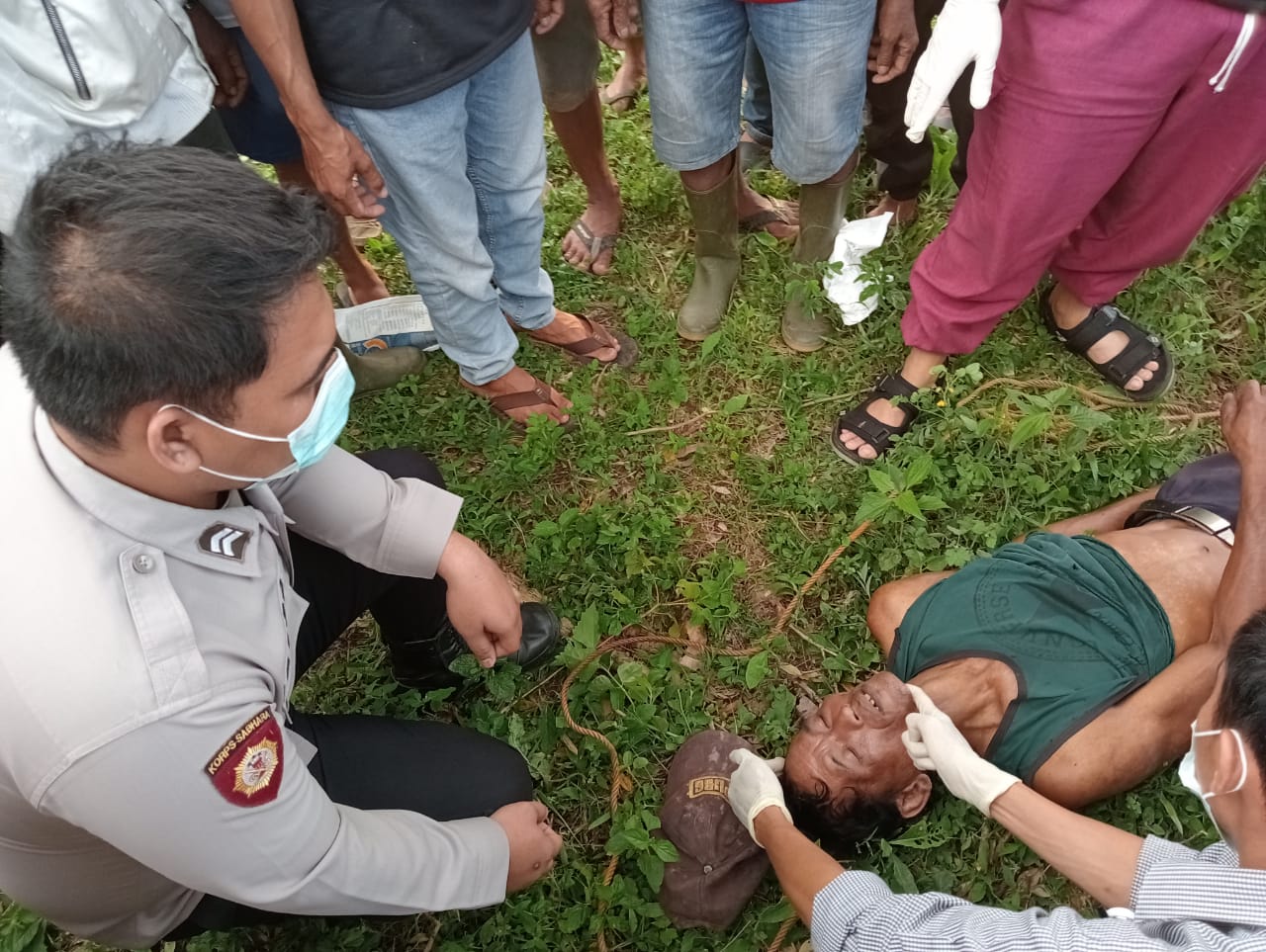 Warga Temukan Mawardi Tewas Gantung Diri Diduga Bunuh Diri