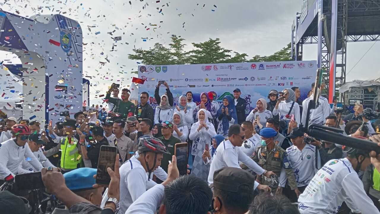 Goweser dari Seluruh Indonesia Meriahkan Sriwijaya Ranau Gran Fondo 2025 di Danau Ranau
