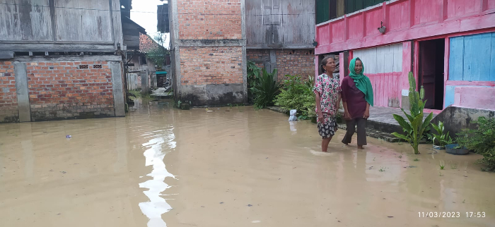 Banjir Lahat Meluas, Ratusan Rumah di Payuputat, Prabumulih Terendam