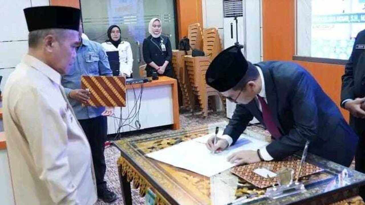 Wabup Ardani Pimpin RUPS, Pemkab Ogan Ilir Resmi Angkat Komisaris Utama dan Direksi Baru PT Petrogas OI