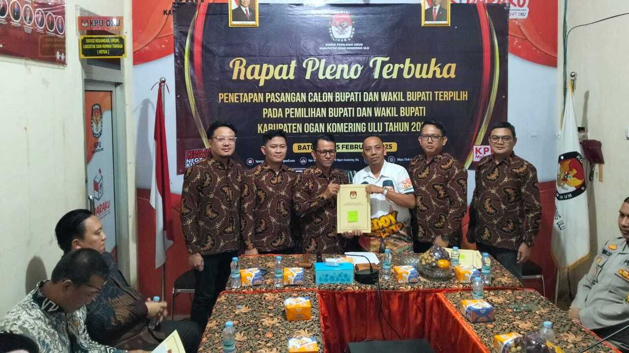 KPU OKU Tetapkan Teddy- Marjito Sebagai Bupati dan Wakil Bupati Terpilih