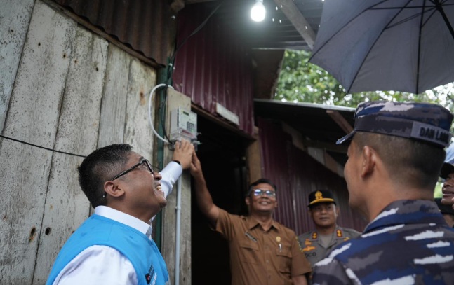 HLN ke-80: PLN Hadirkan Cahaya untuk Warga Sabang Aceh, Ubah Gelap Jadi Harapan Baru