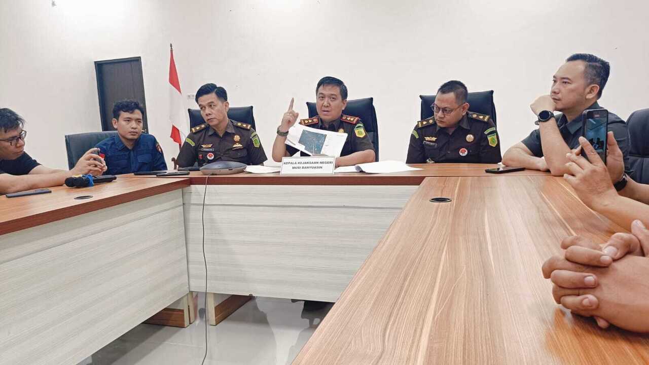 Kejari Muba Tetapkan 2 Tersangka di Kasus Pemalsuan Surat Tanah Jalan Ton Betung- Tempino