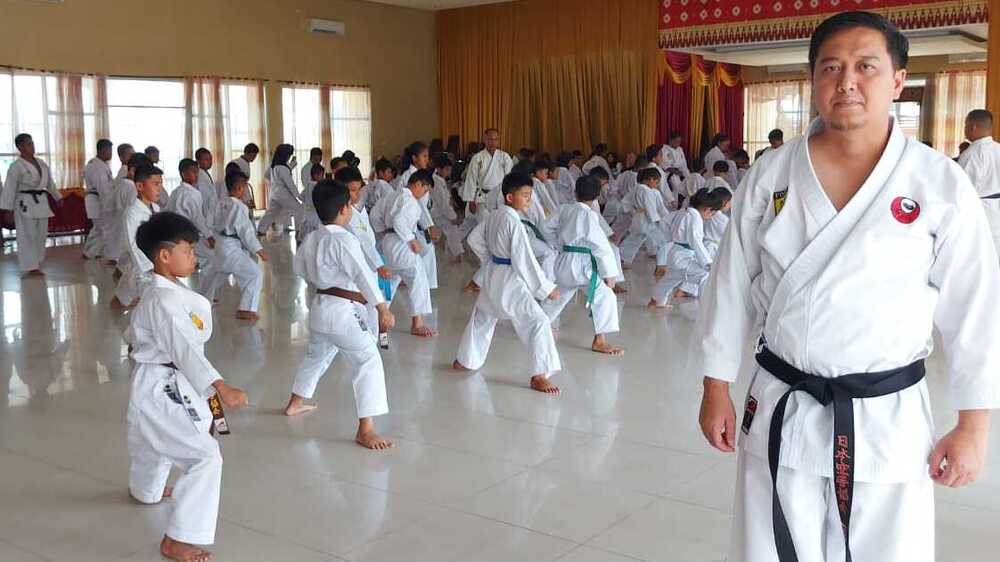 Komitmen Bina Prestasi Karateka, INKADO Sumsel Gelar Open Tournament & Festival Kejuaraan Karate Cup 2024