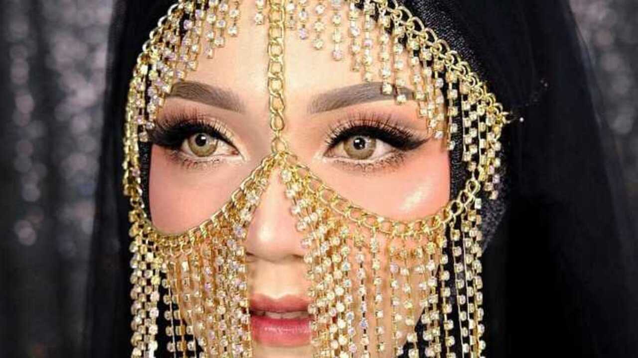 Makeup Arabian Look : Keanggunan dan Kemewahan dalam Setiap Sentuhan