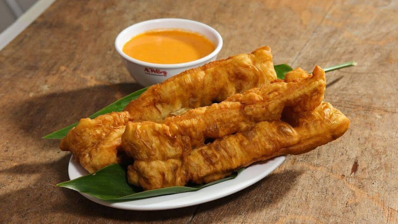 Cakwe, Jajanan Klasik yang Tetap Eksis di Tengah Gempuran Makanan Modern