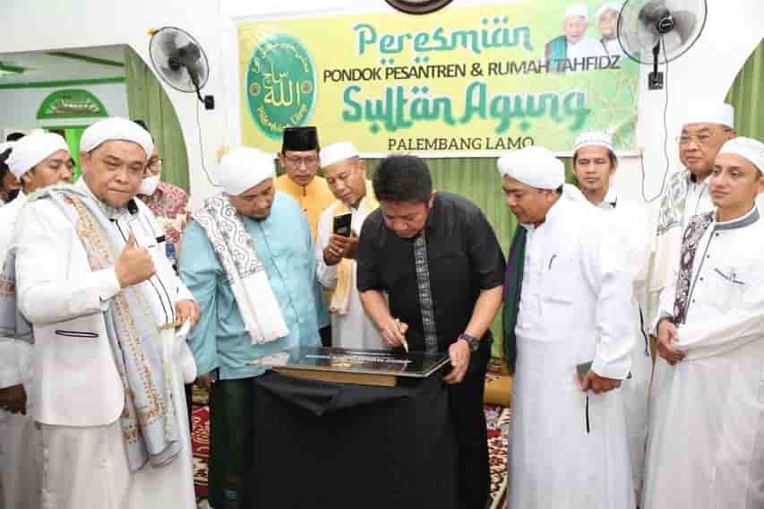 Herman Deru Resmikan Rumah Tahfidz Masjid Sultan Agung Palembang Lamo