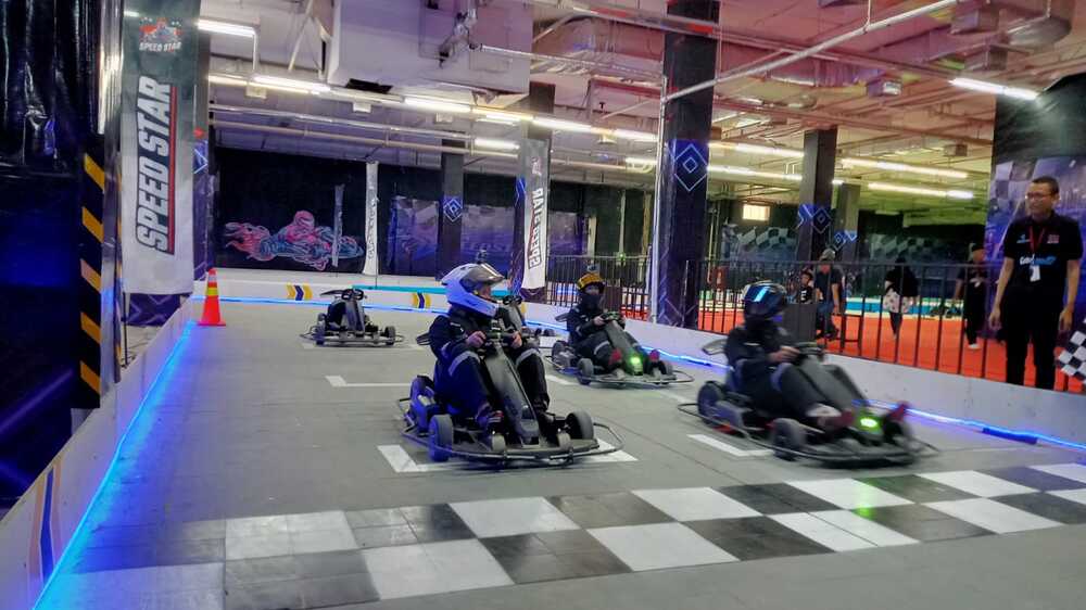 Balapan  di Dalam Mall : Go-Kart Speedstar Menawarkan Pengalaman Balap Seru dan Aman di Palembang