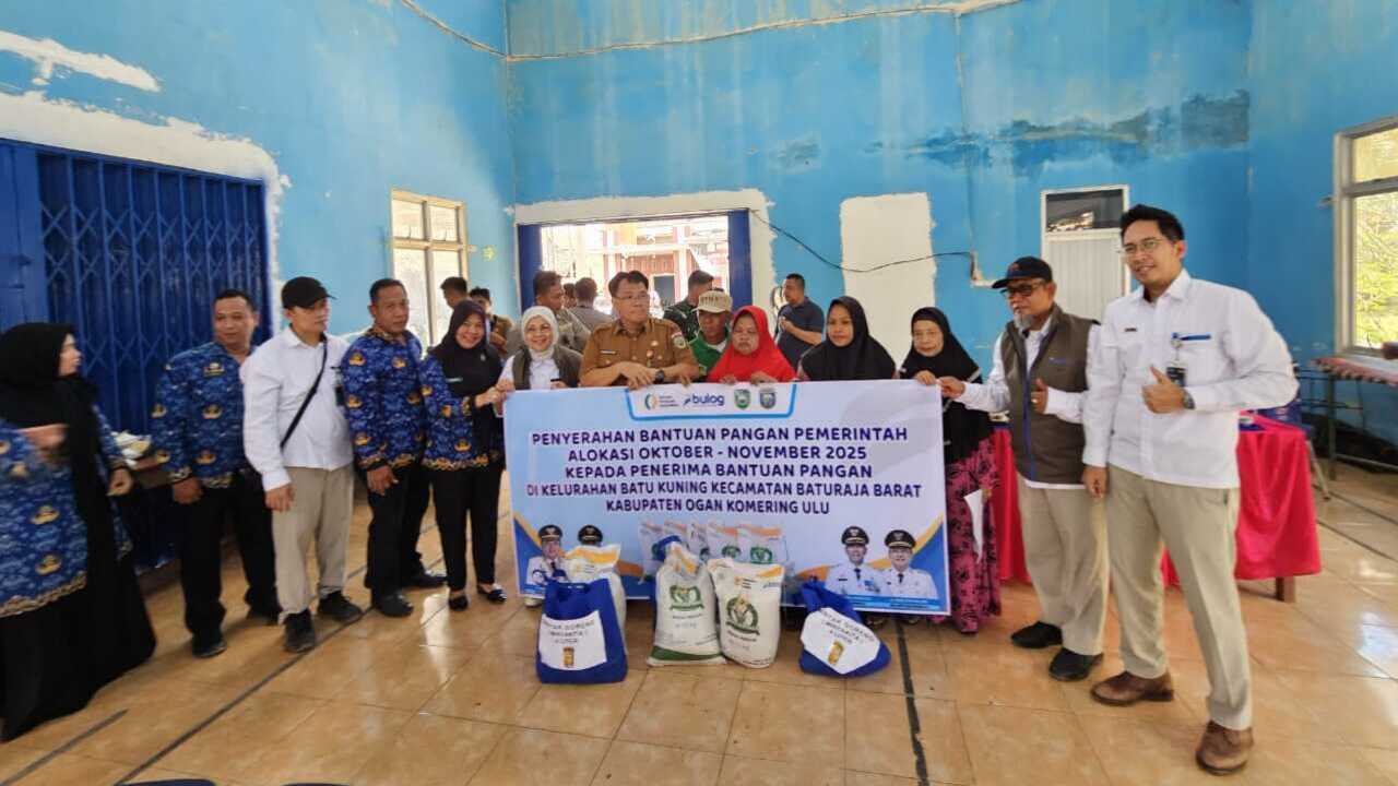86.659 Warga di OKU Raya Terima Bantuan Beras dan Minyak Goreng