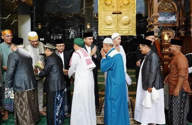 Sholat Idul Fitri di Masjid Agung An-Nur Tanjung Senai: Bupati Ogan Ilir Panca Wijaya Akbar Sampaikan Pesan In