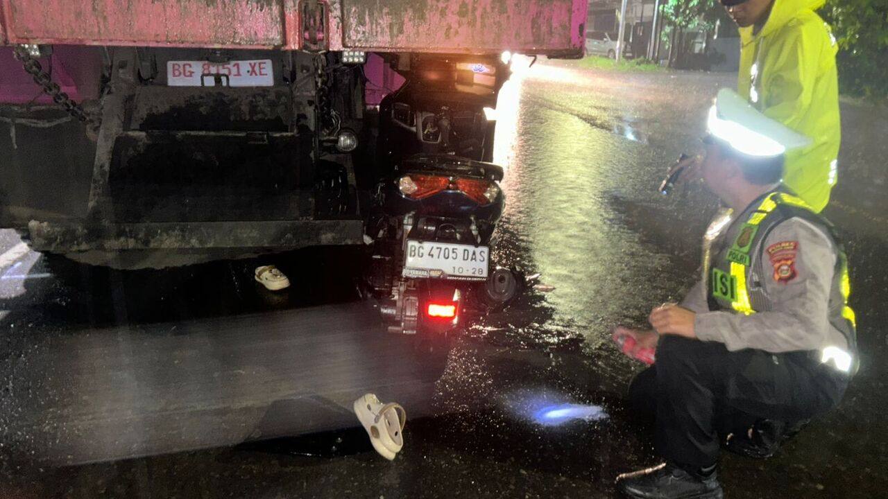Tabrak Truk Berhenti, Pelajar Meninggal Dunia