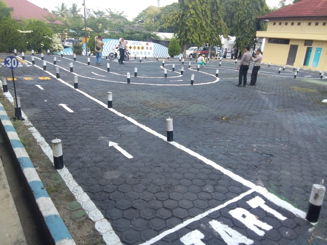 Ujian Praktek SIM Roda Dua Lebih Mudah, Trek Lebih Lapang dan Tidak Zigzag