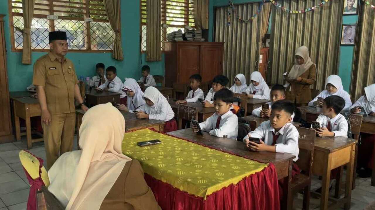 Tinggalkan Kertas, SDN 3 OKU Sukses Terapkan Ujian Berbasis Android