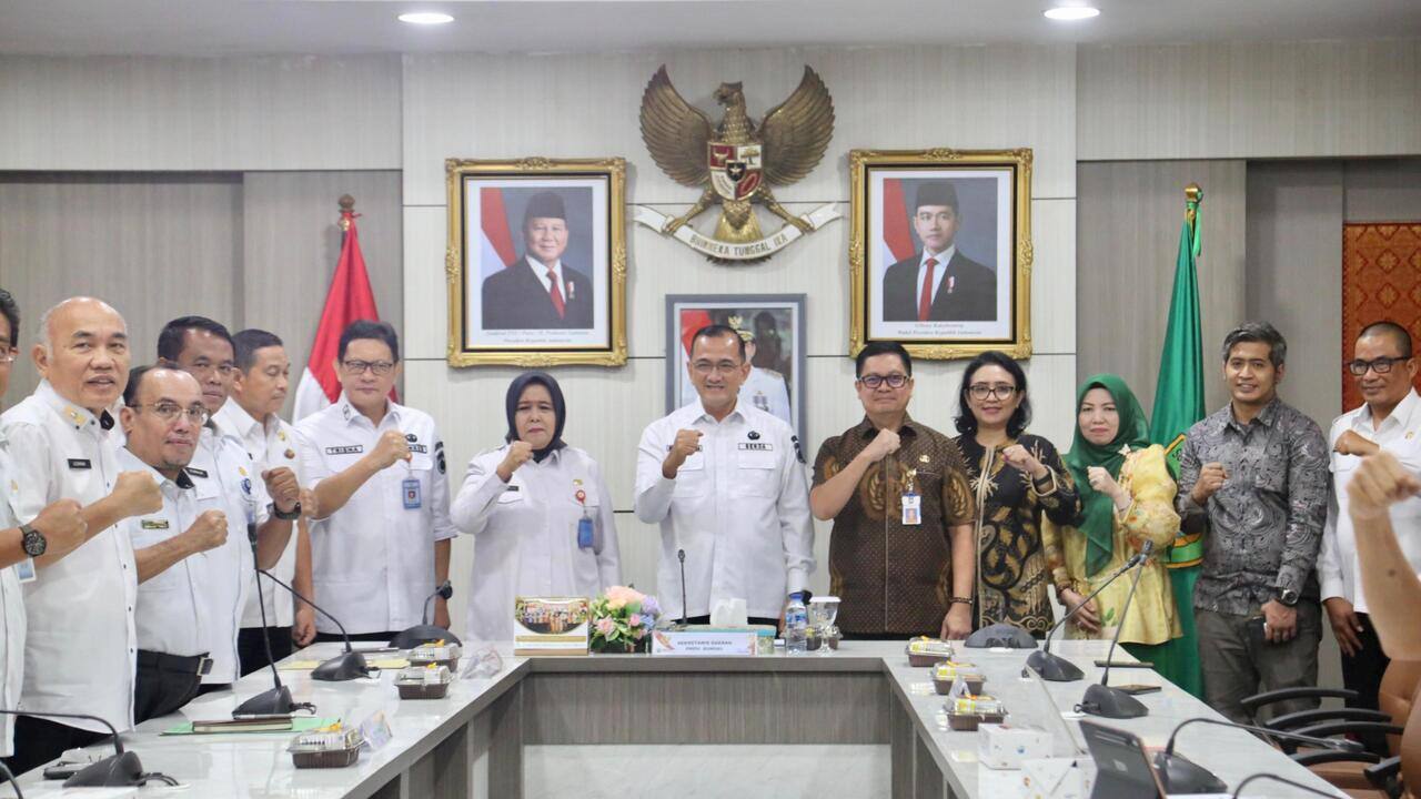 Sekda Edward Candra Buka  Rapat Pembukaan Desk Penyusunan IKK) LPPD Provinsi Sumsel Tahun 2024 