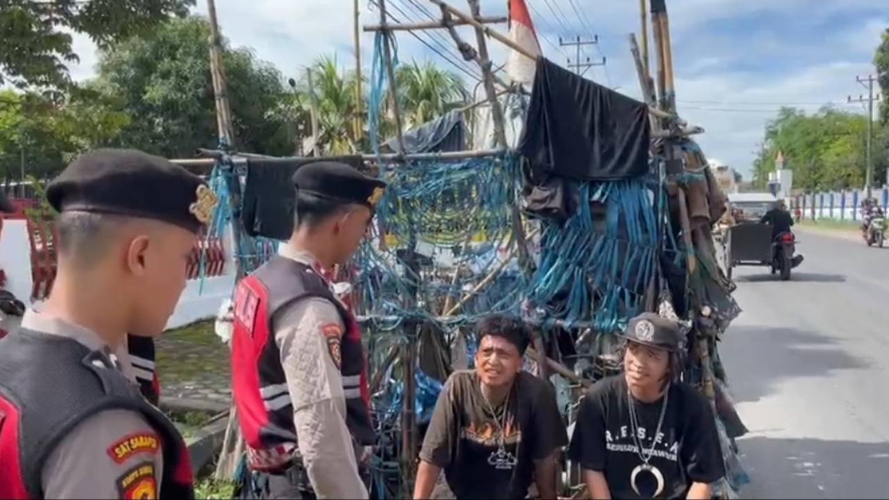 Diduga Pungli Dengan BB Rp 5 Ribu, Empat Sekawan Ini Diamankan Polisi