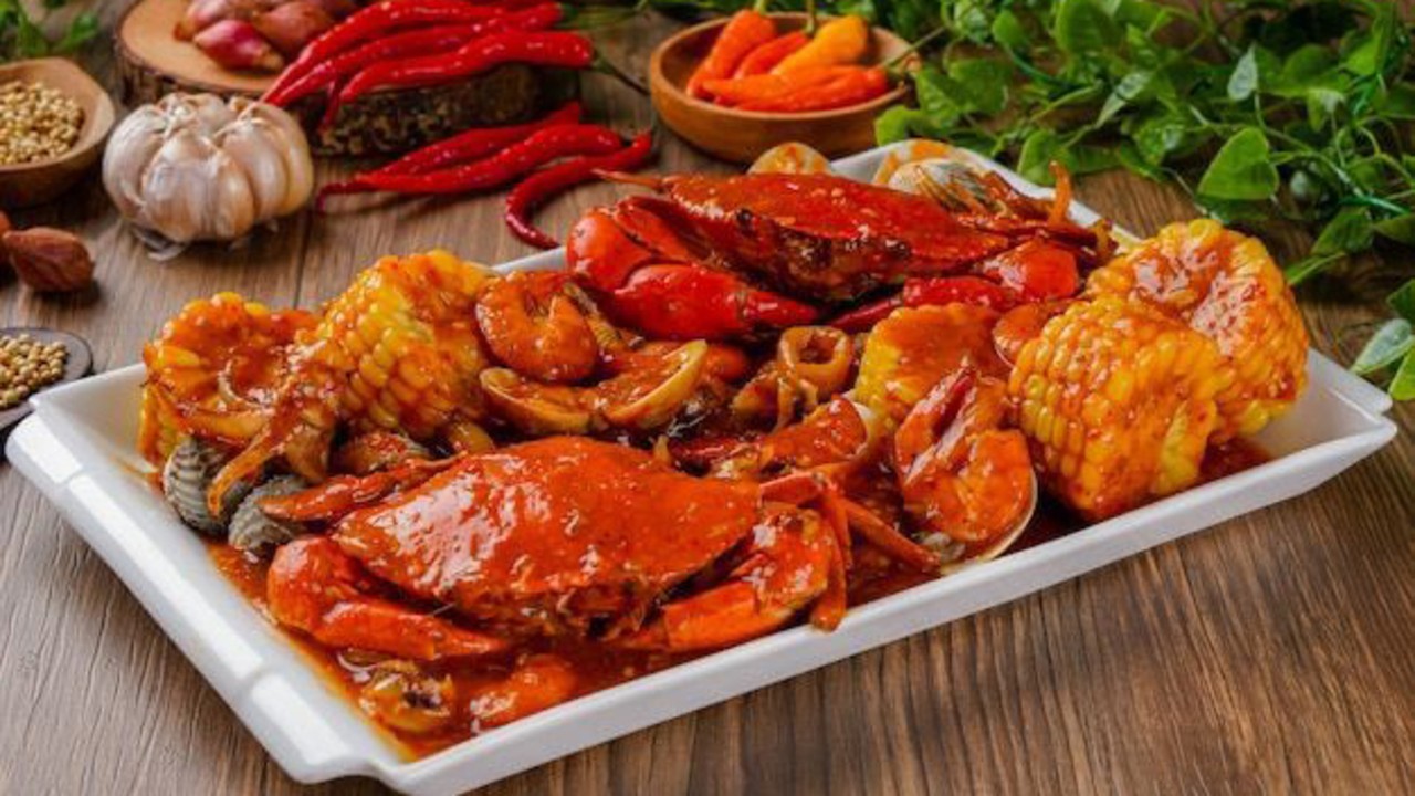 Sensasi Pedas dan Gurih : Seafood Saus Padang Menggoyang Lidah Pecinta Kuliner