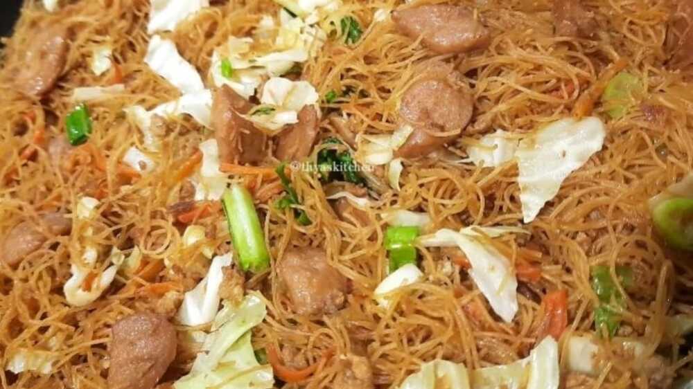 Kebunpulau, Tempat Menikmati Varian Bihun Goreng Tanpa Pedas