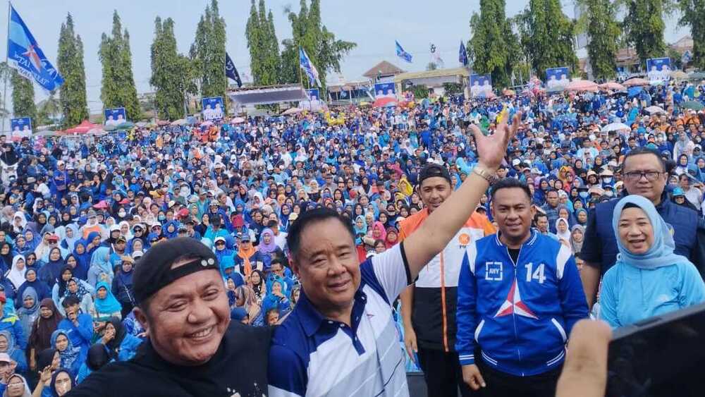 Senam Sehat Bersama HDCU dan Ber-Gema, Ribuan Warga Prabumulih Padati Eks Polsek Prabumulih Timur 