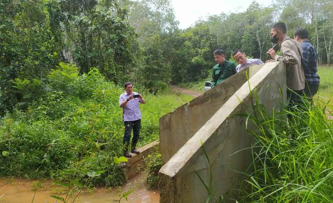 Gerak Cepat, PHR Zona 4 Tangani Pipa Bocor