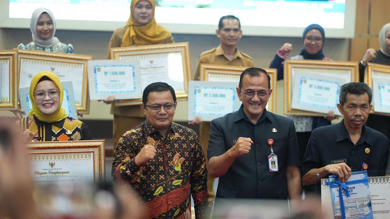 Pemprov Sumsel Perkuat Tata Kelola Arsip, Sekda Edward Candra Tekankan Komitmen dan Perbaikan Berkelanjutan