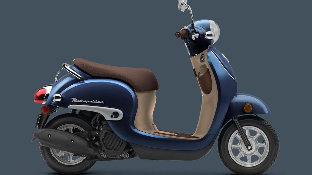 Honda Crea Scoopy (Honda CHF50) 2021: Skuter Matic Kecil dengan Teknologi Kekinian