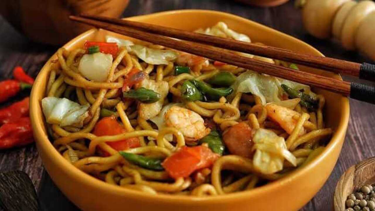 Mie Gomak : Sajian Lezat Khas Sumatera Utara yang Menjadi Primadona Kuliner