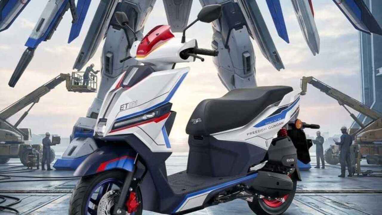 Honda NS125FX Freedom Gundam SEED: Matik Futuristis Cuma 1.000 Unit! 