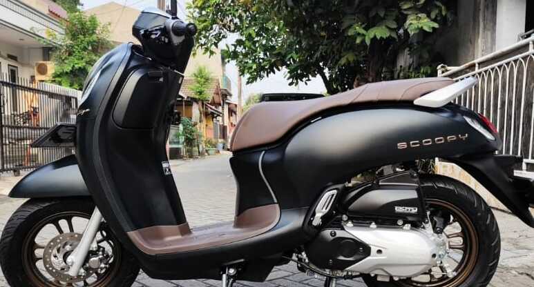 Honda Scoopy: Perjalanan Transformasi dari Klasik ke Era Modern yang Tak Tertandingi