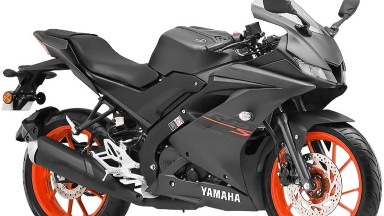 Yamaha R15S 2026 vs R15 V4: Pilih yang Lebih Nyaman atau Lebih Canggih?