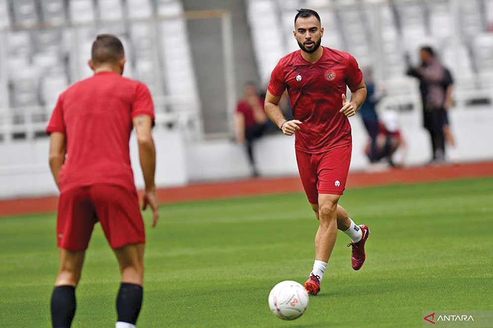 PIALA AFF 2022: Jordi Amat Buka Suara Terkait Kondisi Lapangan Stadion Nasional My Dinh