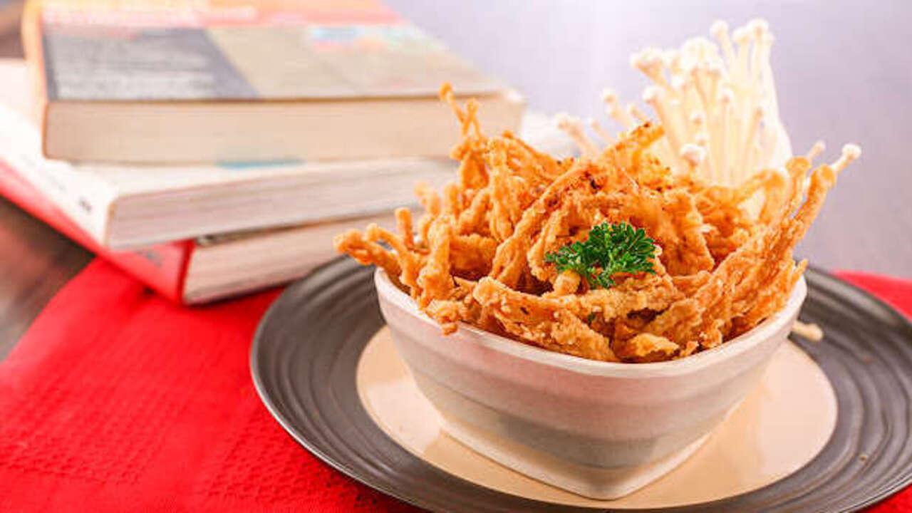 Jamur Enoki Crispy Jadi Primadona Kuliner Kekinian, Digemari dari Anak Muda hingga Pelaku UMKM