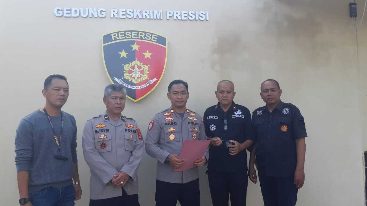 Polsek Tanjung Batu Terima Penyerahan Senpira dari Warga Secara Sukarela