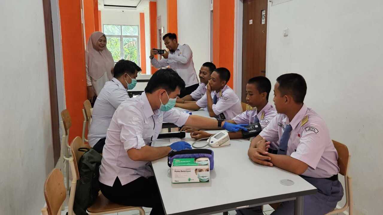 Kemensos Perkuat Peran Keluarga Siswa Sekolah Rakyat OKU