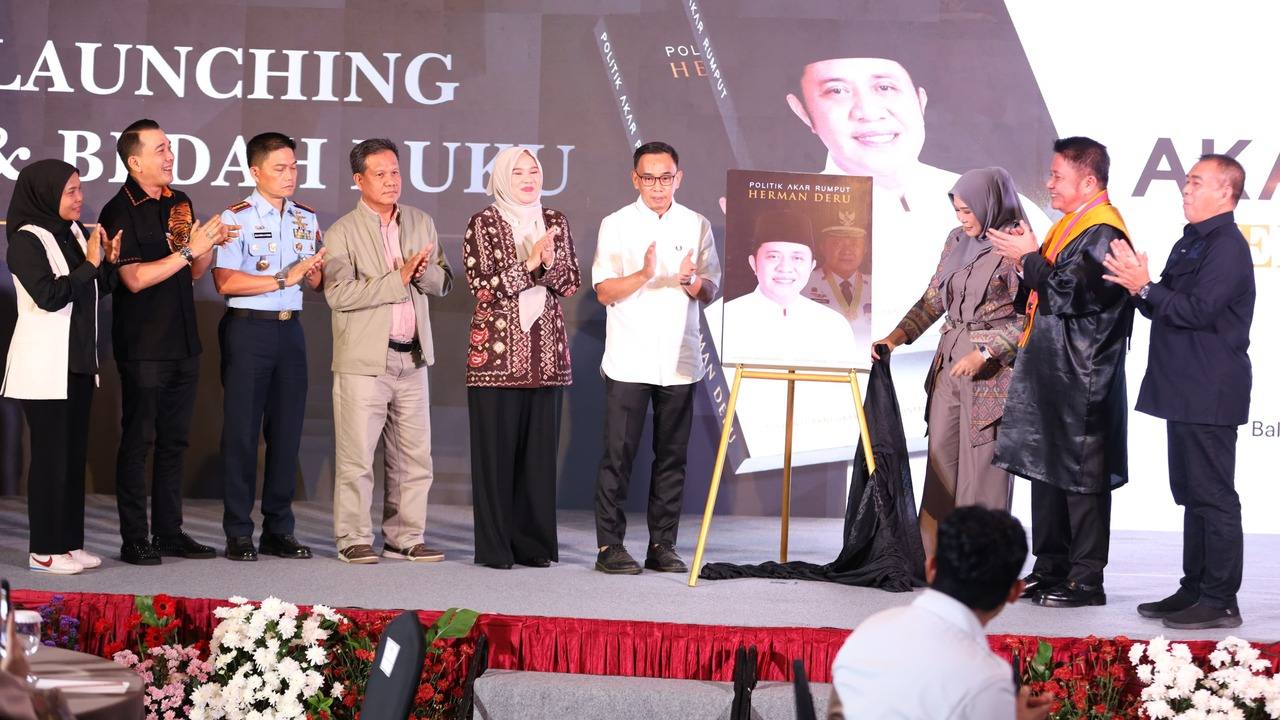 “Politik Akar Rumput” Herman Deru Jadi Referensi Baru Calon Pemimpin Daerah”