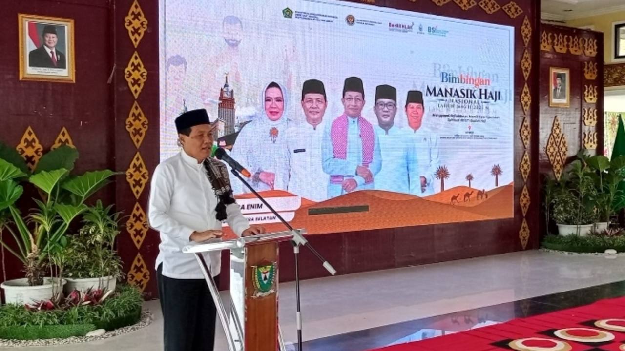Pertama Kali di Sumsel, Bupati Edison Fasilitasi Bimbingan Manasik Haji di Rumah Rakyat