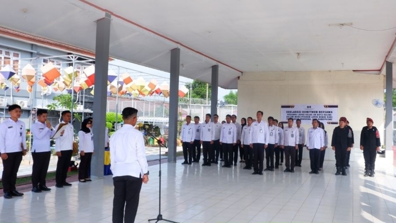 Pegawai Lapas Kayuagung Deklarasikan Komitmen Berzama Wujudkan Lapas Bebas Narkoba dan Handphone