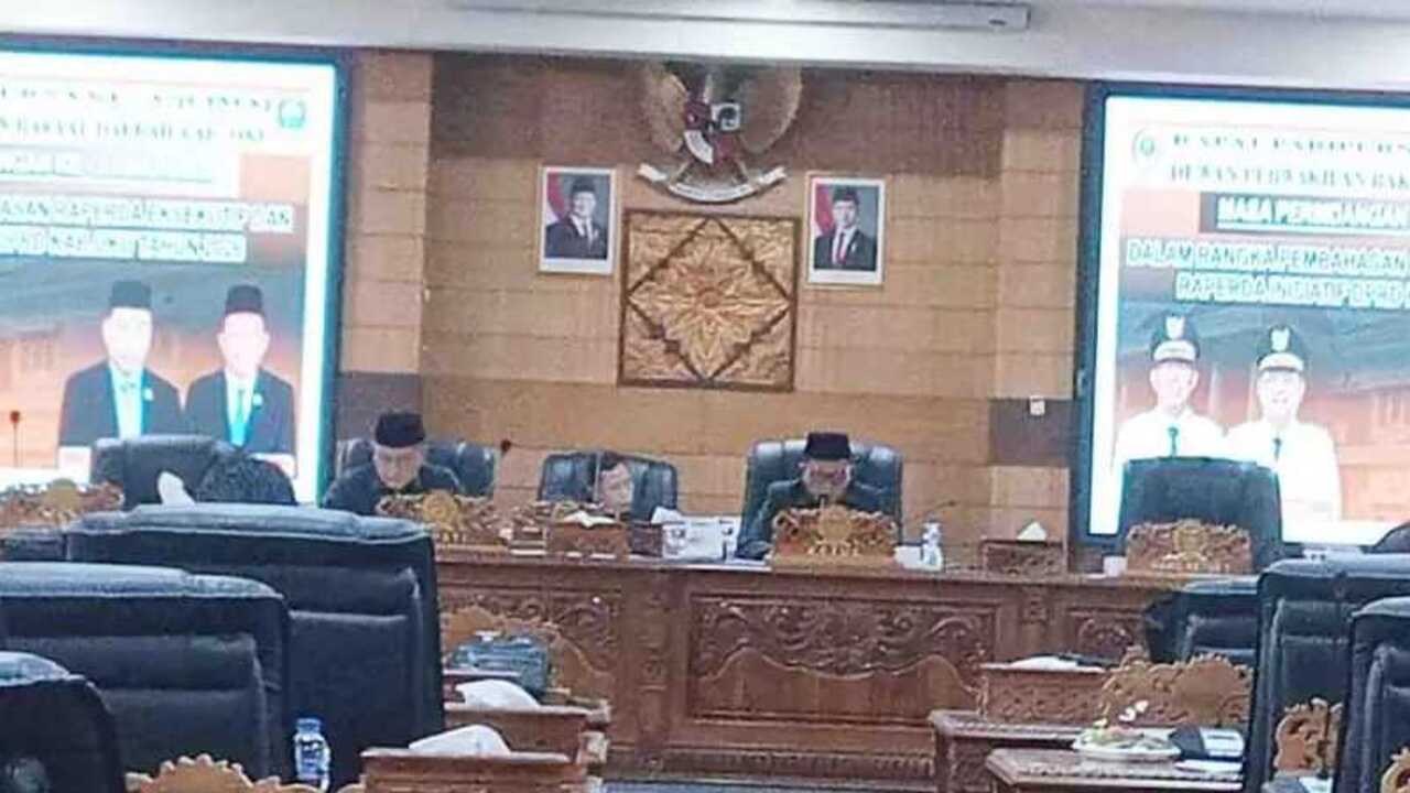 DPRD OKU Bentuk Tiga Pansus Guna Bahas Lima Raperda Strategis