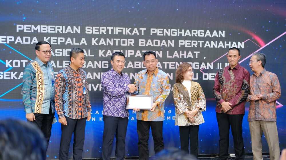  Prestasi Luar Biasa: PT KAI Berikan Penghargaan untuk Kepolisian dan BPN Sumatera Selatan
