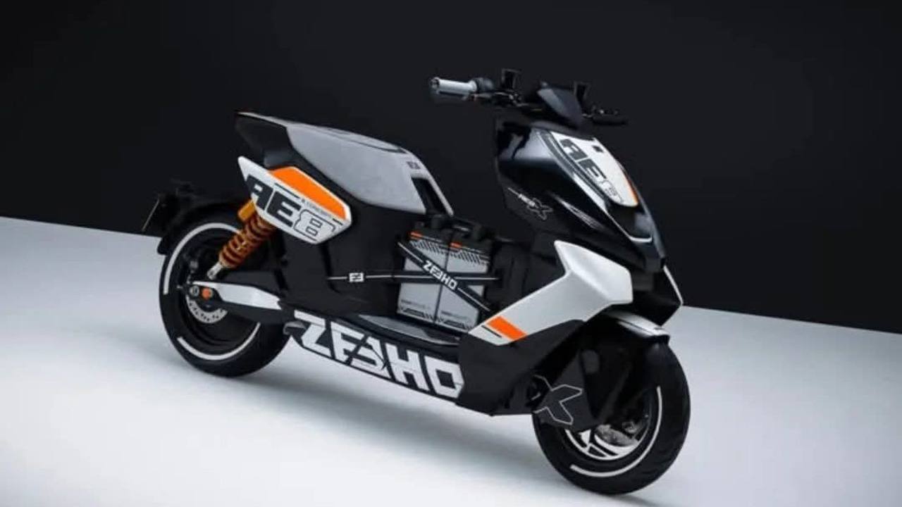 Revolusi Skuter Listrik: ZEEHO AE8 dengan Akselerasi Setara Motor 250cc.