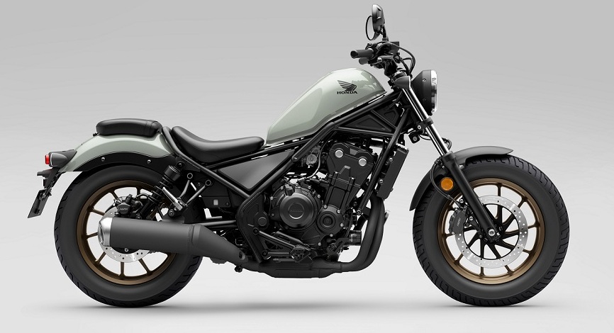  Honda Rebel CMX 500 dengan Sentuhan Warna Atraktif untuk Pengendara Berjiwa Bebas