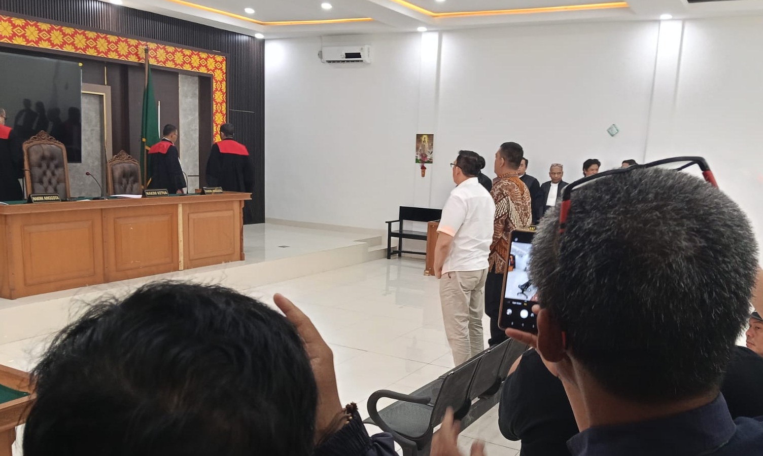 Dugaan Korupsi Wabup PALI, JPU Sebut Terkait Proyek, Kuasa Hukum Iwan Tuaji Janji Ungkap Keterlibatan APH